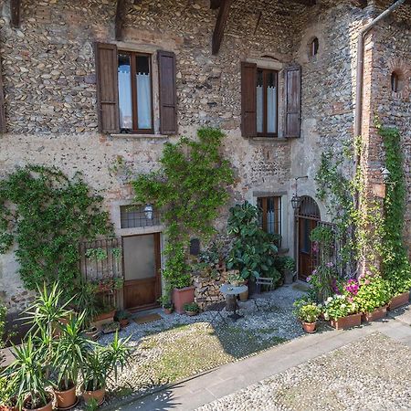 La Locanda Della Torre Marne di Filago Екстер'єр фото